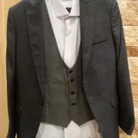 کت و شلوار و پیراهن و جلیقه