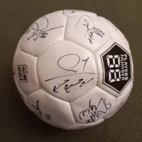 توپ دربی استارامضاشده بازیکنان باشگاه استقلال