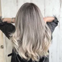 استخدام رنگکار وارد به کوپ در سالن پر مشتری خ دولت|استخدام درمانی، زیبایی، بهداشتی|تهران, قلهک|دیوار