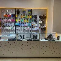 واگذاری مغازه در ققنوس سمنان همراه ویترین و اجناس