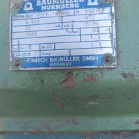 یک عدد دینام سه فاز