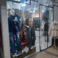 واگذاری اجناس و دکور مغازه