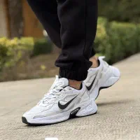 چند همکار خانم جهت در کارخانه کفش نیازمندیم