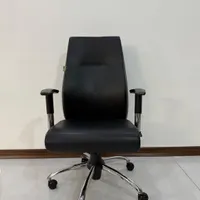 صندلی چرخ دار اداری