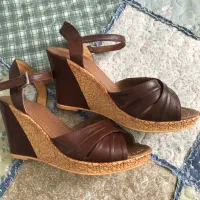 کفش کاملا نو