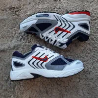 کتونی نایک  pegasus 2k5 (بمب سال)|کیف، کفش، کمربند|زنجان, |دیوار