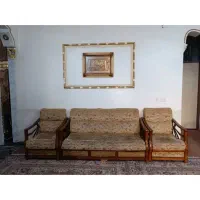 مبل پارچه ای  وچوبی محکم می باشد|مبلمان خانگی و میز عسلی|اهواز, کوی منابع طبیعی|دیوار