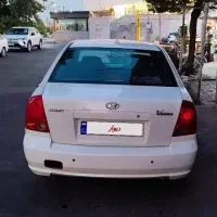 هیوندای ورنا سفید مدل 1384 کم کارکرد تمیز
