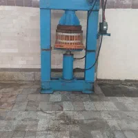 پرس آبگیر صنعتی انار وانگور و  خرما و غوره و ..‌.|ماشین‌آلات صنعتی|تهران, چیتگر جنوبی|دیوار