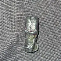 مجسمه فلزی
