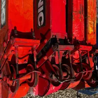 جرثقیل ۳ تن یونیک ۳۷۰ وارداتی|قطعات یدکی و لوازم جانبی|شیراز, پادگان ولیعصر|دیوار