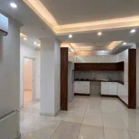 ۹۲ متری ۲ خواب ۲ سال ساخت ( معلم )