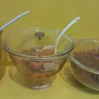 کاسه بلور با در وپایه|ظروف سرو و پذیرایی|شاهین‌شهر, عطار|دیوار