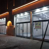 مغازه نوساز امکانات کامل بر خیابان اصلی