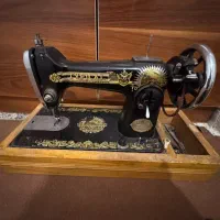 چرخ خیاطی قدیمی