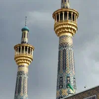 کاشی هفت رنگی و معرق گنبد، گلدسته، محراب، کتیبه