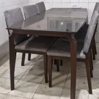 میز غذاخوری