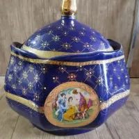 سوپ خوری سورمه ای