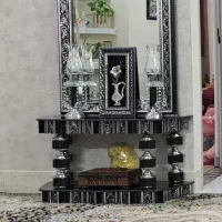 اینه و میز کنسول