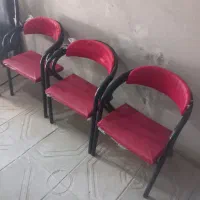تعدادی صندلی فلزی چرمی شیک وزیبا|صندلی و نیمکت|کرمانشاه, |دیوار