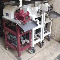 خریدار انواع چرخ گوشت تسمه ای گیربکسی سیخگیر یخچال|کافی‌شاپ و رستوران|تهران, تهرانسر غربی|دیوار