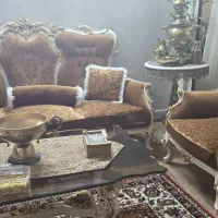 مبلمان و ویترین سلطنتی