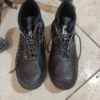 کفش ایمنی استفاده نشده