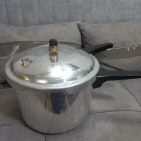 زودپز ده لیتری تک نام نو