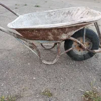 فرغون کاملا سالم بدون جوشکاری....لاستیک نو