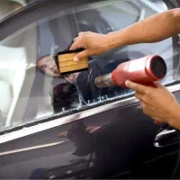 شیشه دودی و ردیاب خودرو (نصب در محل)|خدمات موتور و ماشین|تهران, ائمه اطهار|دیوار