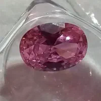 نگینهای جواهری یاقوت و توپاز صورتی