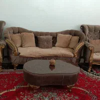 مبل هشت نفره نیمه استیل با میز وسط و دوتا عسلی