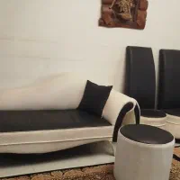 مبل چرم سفید مشکی