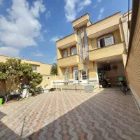 آپارتمان-نواب-صفوی-کوشک-میدان