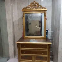 دراور همراه با آینه