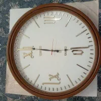 ساعت دیواری