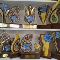 تندیس اقاقیا