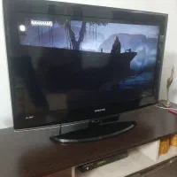 ال‌سی‌دی ۳۲ کاملن سالم بدون یراد