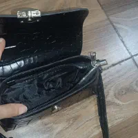 کیف دوشی|کیف، کفش، کمربند|هشتگرد, شهرک وحدت|دیوار