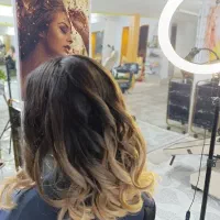 سالن زیبایی زهره