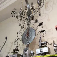 علامت+ شتر چکشی+۶گوش+گوی+ علم سردمی|کلکسیون اشیاء عتیقه|ری, علایین|دیوار