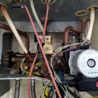 گرمای مطمئن با سرویس حرفه ای پکیج|خدمات پیشه و مهارت|لاهیجان, قیام|دیوار