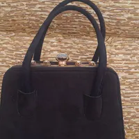 کیف مجلسی مشکی و چادر عروس سفید