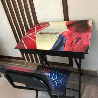 میز و صندلی مارک اپادانا