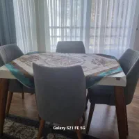 میز نهار خوری چهار نفره در حد نو|میز و صندلی غذاخوری|رشت, دیلمان|دیوار