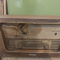 رادیو قدیمی