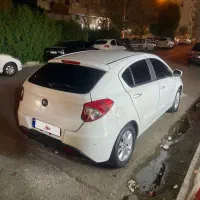 برلیانس هاچبک 220 فول اتومات در حد