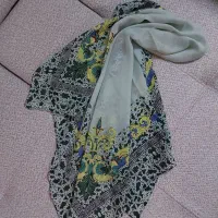 حر.اج انواع شال و روسری