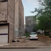 زمین فروشی سر دونبش