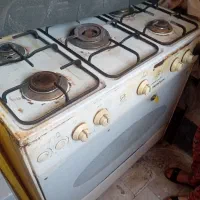 یخچال فریزر اسنوا به همراه اجاق گاز پنج شعله|یخچال و فریزر|کرج, حصارک بالا|دیوار